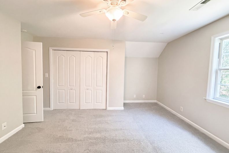 Photo 11 of 24 of 608 Beechtree Ct, Burns, TN