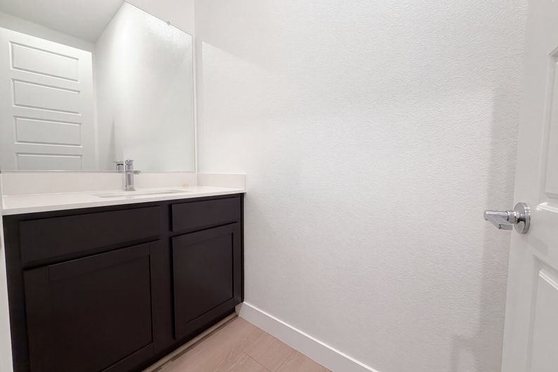 Photo 7 of 25 of 8219 Gusty Brook St, Las Vegas, NV