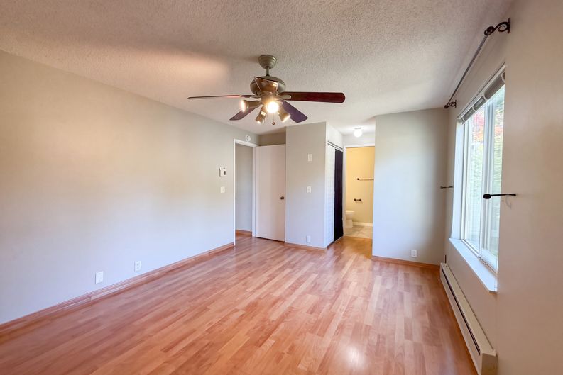 Photo 11 of 25 of 11776 SW Boones Bend Dr, Beaverton, OR