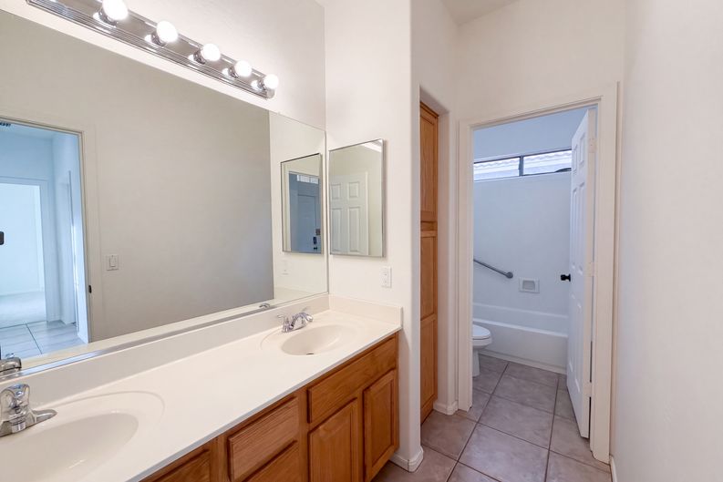 Photo 9 of 24 of 12846 W Rosewood Dr, El Mirage, AZ