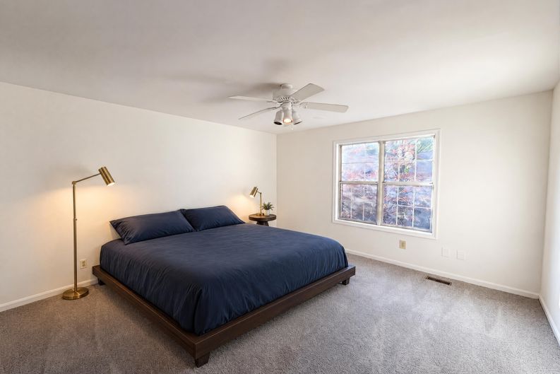 Photo 4 of 27 of 8509 Ivoryton Way, Montgomery Village, MD