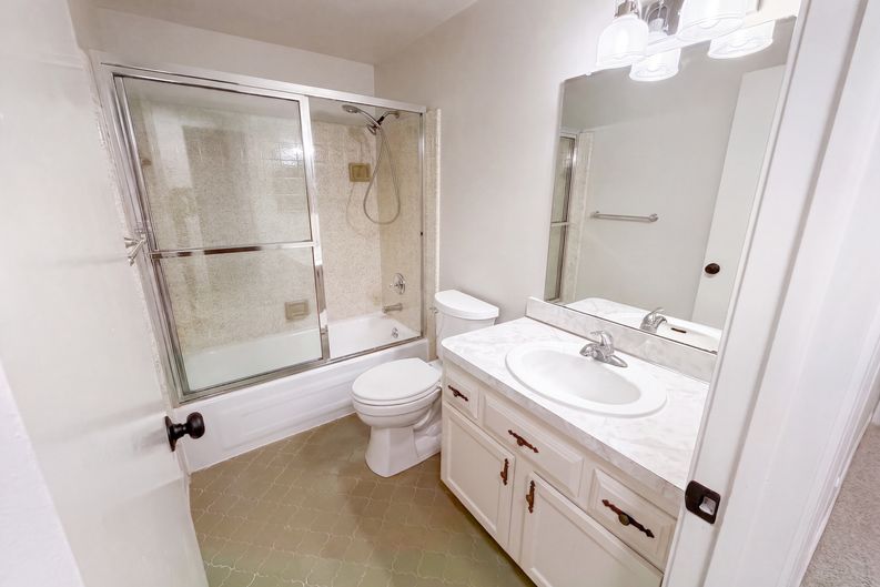 Photo 14 of 21 of 38651 Chartier St, Harrison Township, MI