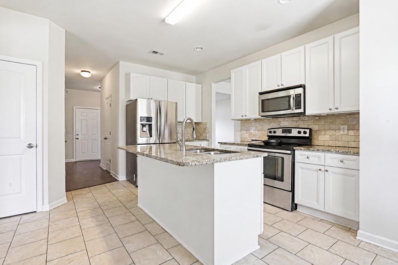 Photo 15 of 40 of 77 Hamil Ct NW, Cartersville, GA