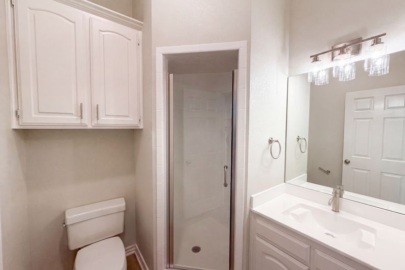 Photo 23 of 32 of 1609 Brentwood Trl, Keller, TX