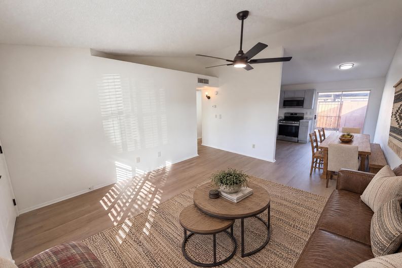 Photo 11 of 23 of 6711 W Osborn Rd, Phoenix, AZ