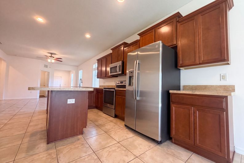 Photo 36 of 47 of 1416 Hickory View Cir, Parrish, FL