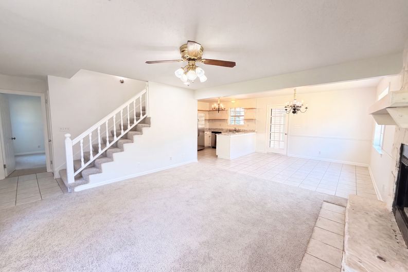 Photo 3 of 19 of 4334 Morningside Dr, Helena, AL