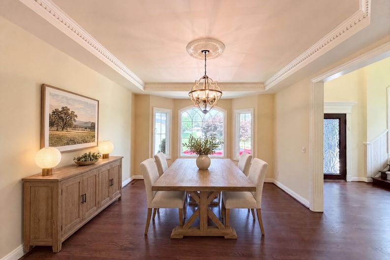 Photo 3 of 38 of 7087 Bridgetown Rd, Cincinnati, OH