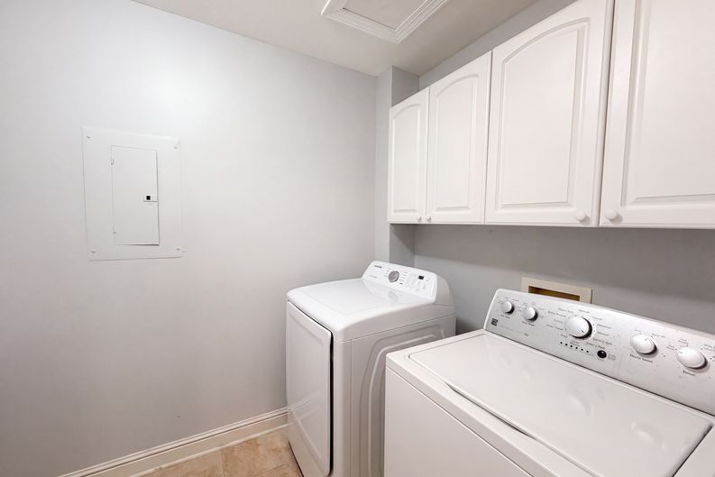 Photo 23 of 84 of 7030 Willowick Dr, Brentwood, TN