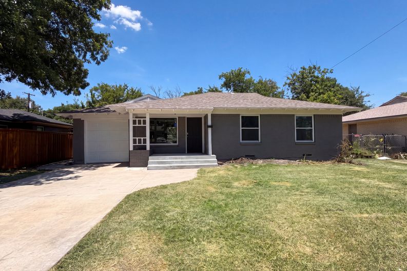 Photo 19 of 20 of 2415 Barnes Bridge Rd, Dallas, TX