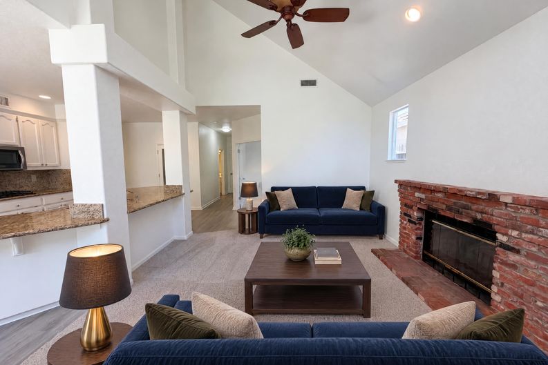 Photo 12 of 31 of 4711 Wildflower Ln, Rocklin, CA