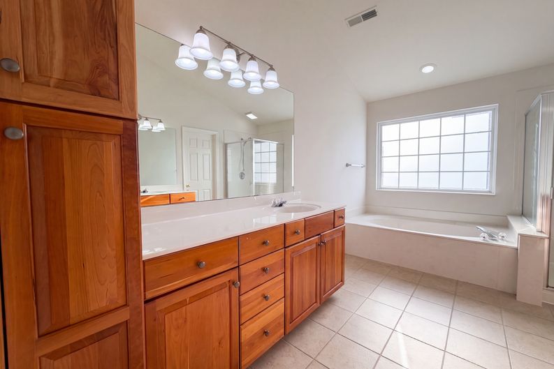 Photo 11 of 26 of 3009 Melbourne Ct E, Mount Juliet, TN