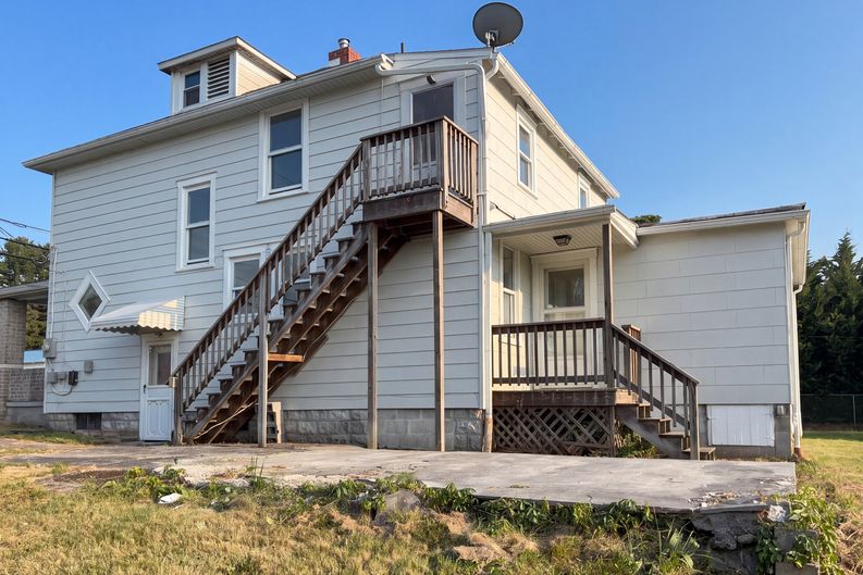 Photo 20 of 26 of 12512 Bradbury Ave, Smithsburg, MD