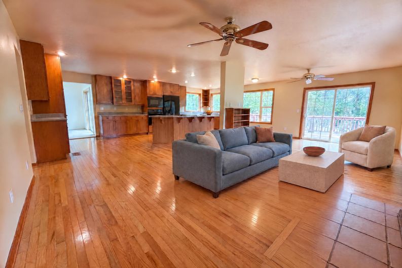Photo 3 of 26 of 14292 SE Meadows Ln, Clackamas, OR