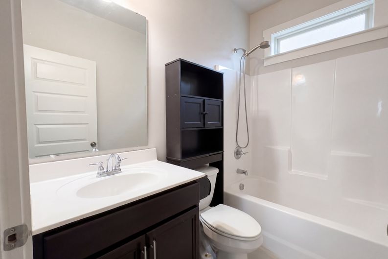 Photo 15 of 25 of 24 Silky Oak Cir SW, Huntsville, AL