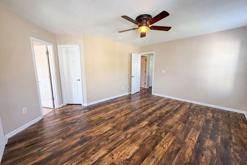 Photo 13 of 20 of 9006 Parlor Dr, Ladson, SC