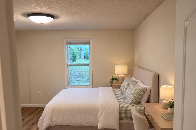 Photo 6 of 13 of 2111 Bernhurst Dr, Knoxville, TN