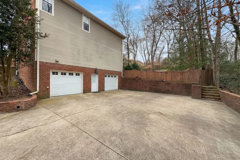 Photo 29 of 36 of 7132 Teaberry Ct, Ooltewah, TN