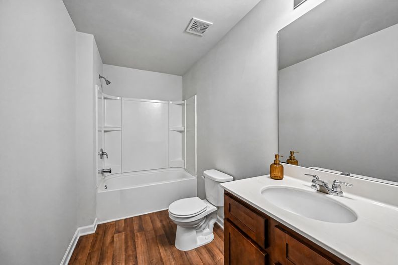 Photo 6 of 34 of 203 Scotland Dr, Dallas, GA