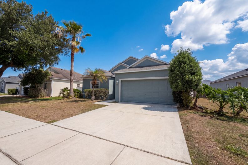 Photo 7 of 20 of 3408 Grove Blossom Ln, Plant City, FL