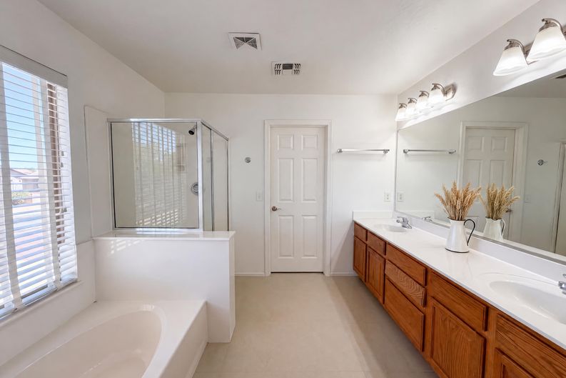 Photo 6 of 22 of 1308 E 12th St, Casa Grande, AZ