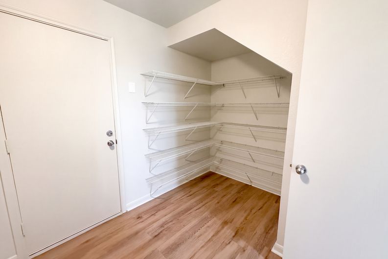 Photo 34 of 49 of 15515 Hollow Cypress Ct, Houston, TX