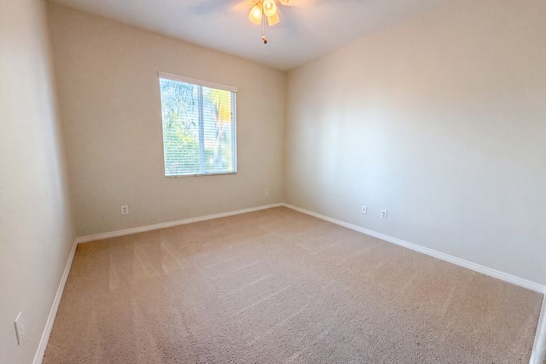 Photo 13 of 28 of 38408 Tranquila Ave, Murrieta, CA