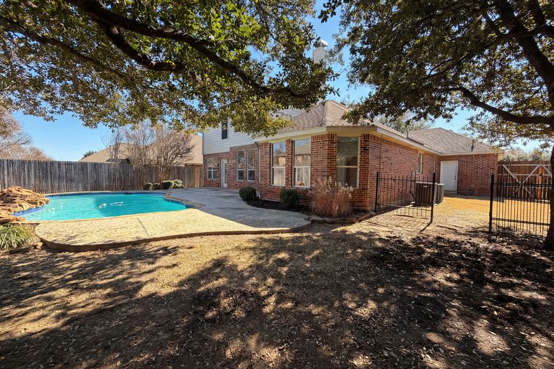 Photo 32 of 34 of 1412 Spring Ridge Ln, Flower Mound, TX