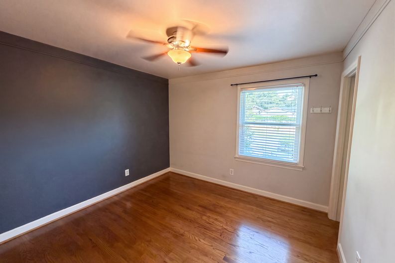 Photo 12 of 21 of 2220 Hillock Dr, Raleigh, NC