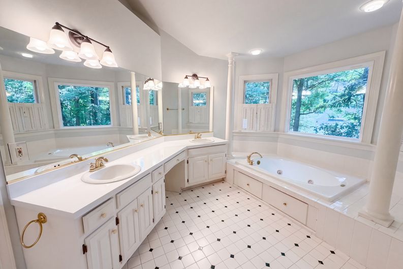 Photo 20 of 29 of 5806 Fox Briar Way, Midlothian, VA