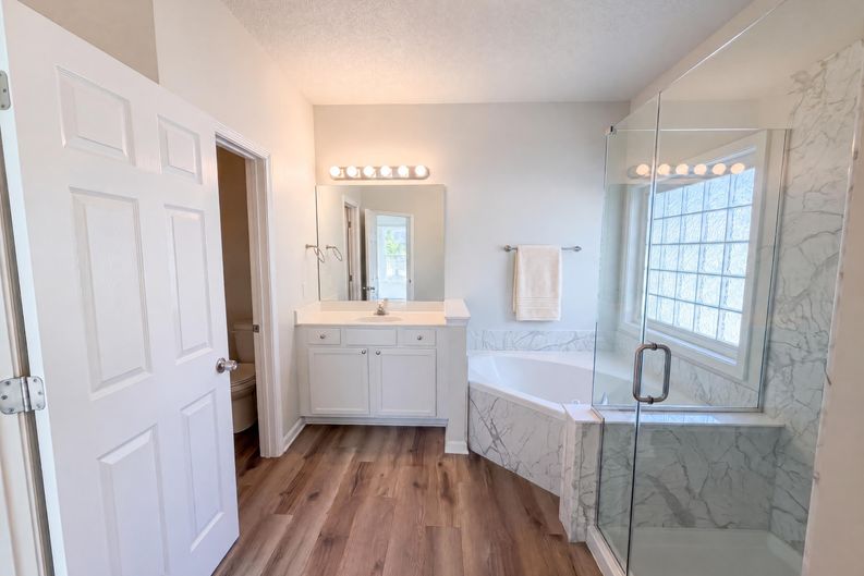 Photo 11 of 20 of 1701 Carnation Dr, Durham, NC