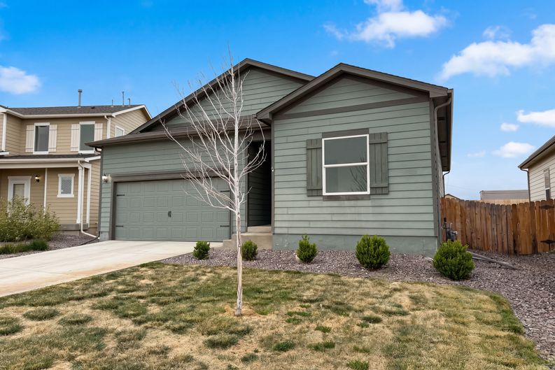 Photo 26 of 33 of 209 Clayton Ave, Keenesburg, CO