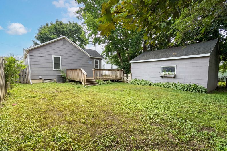Photo 5 of 18 of 6026 Xerxes Ave S, Edina, MN