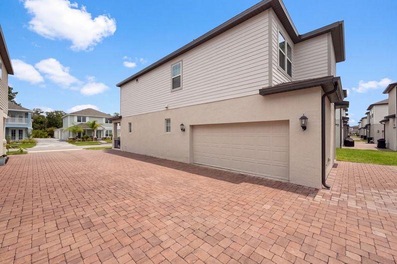Photo 5 of 22 of 538 Venetian Palms Blvd, New Smyrna Beach, FL