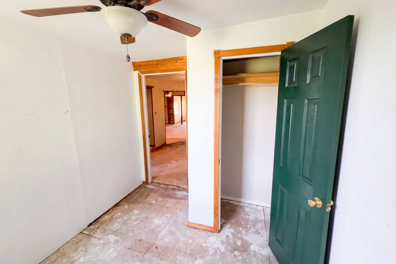 Photo 11 of 20 of 20509 E Reno Ave, Harrah, OK