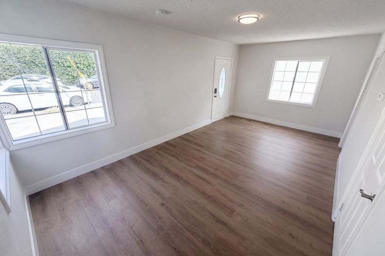 Photo 3 of 27 of 15343 Pimenta Ave, Paramount, CA
