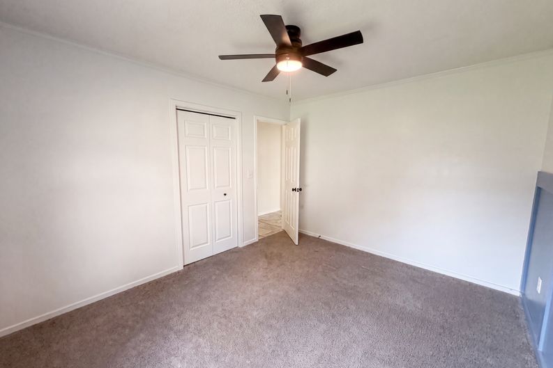 Photo 9 of 18 of 218 Persimmon Cir, Goose Creek, SC
