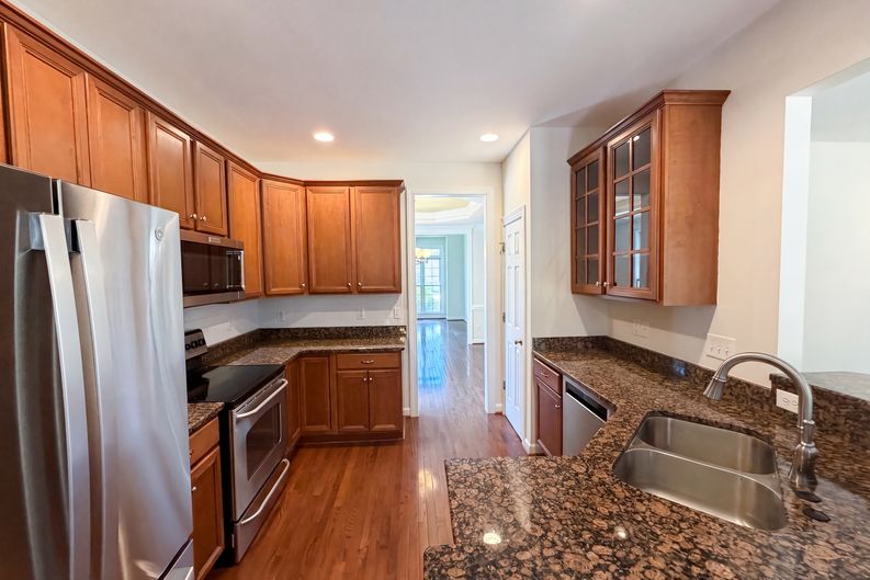 Photo 10 of 26 of 6312 Ridgemount St, Wake Forest, NC