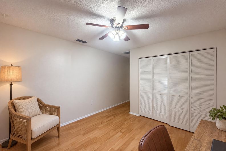 Photo 19 of 32 of 12054 Joe Herrmann Dr, San Antonio, FL