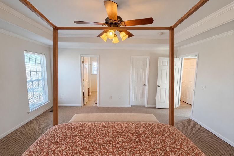 Photo 18 of 26 of 6937 Bucksland Dr, Ooltewah, TN
