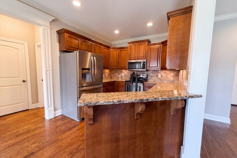 Photo 4 of 30 of 3418 Shady Forest Dr, Murfreesboro, TN