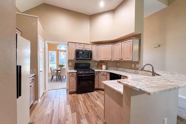 Photo 12 of 28 of 5101 Quail Ridge Dr, McKinney, TX