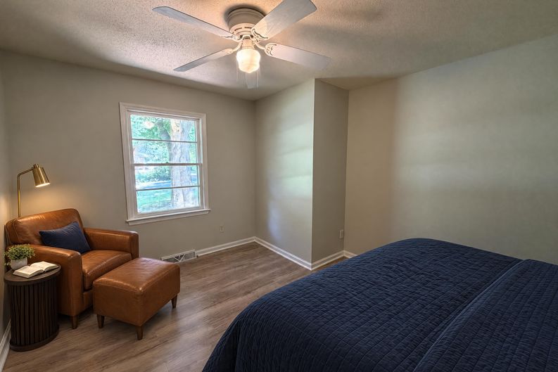 Photo 4 of 17 of 6220 Paylor St, Mebane, NC