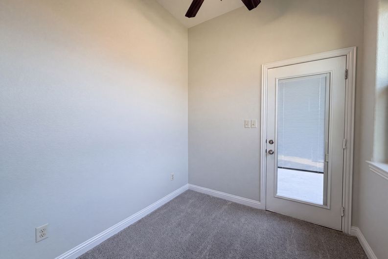 Photo 16 of 19 of 120 Donna Cir, Granbury, TX