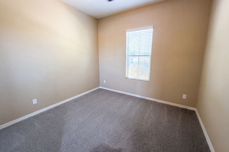Photo 19 of 39 of 18136 W Devonshire Ave, Goodyear, AZ