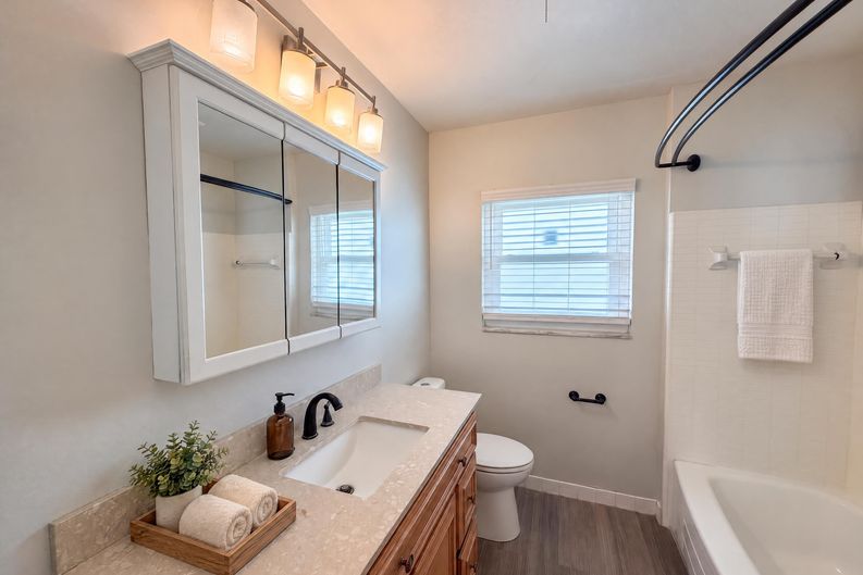 Photo 14 of 18 of 2645 Roy Hanna Dr S, Saint Petersburg, FL