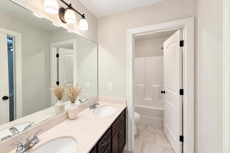 Photo 13 of 24 of 1801 Sycamore Dr, Loganville, GA