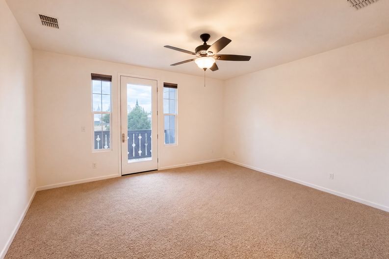 Photo 4 of 31 of 6107 Lonetree Blvd, Rocklin, CA