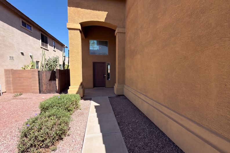 Photo 6 of 39 of 5706 W T Ryan Ln, Laveen, AZ