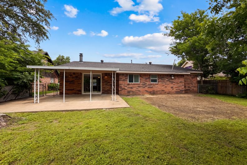 Photo 5 of 18 of 3720 Wingate Dr, Waco, TX